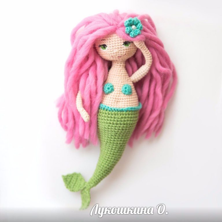 Amigurumi Pink Haired Mermaid Doll Free Pattern