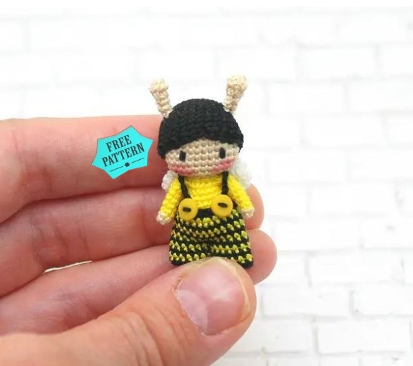 Amigurumi Little Bee And Honeycomb House Free Pattern