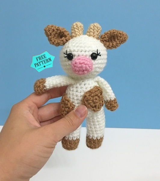 Mini Amigurumi Cow Free Crochet Pattern