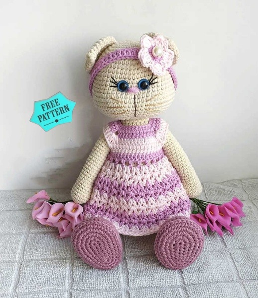 Lily The Cat Amigurumi Crochet Free Pattern